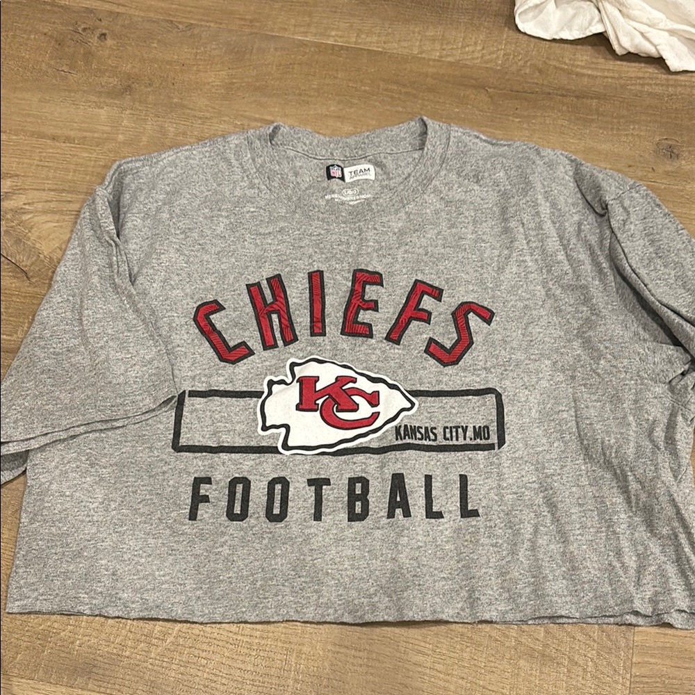 Cropped Kansas City Chiefs Gray T-Shirt